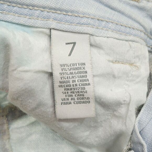 Almost Famous Crop Jeans Size 7 Juniors Roll Cuff Distressed Blue Measures 30x18 - Picture 9 of 10